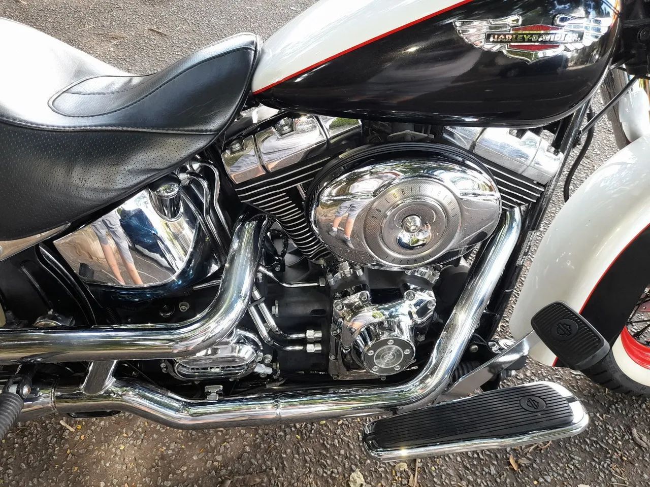 Harley davidson softail de luxe  - Foto 4