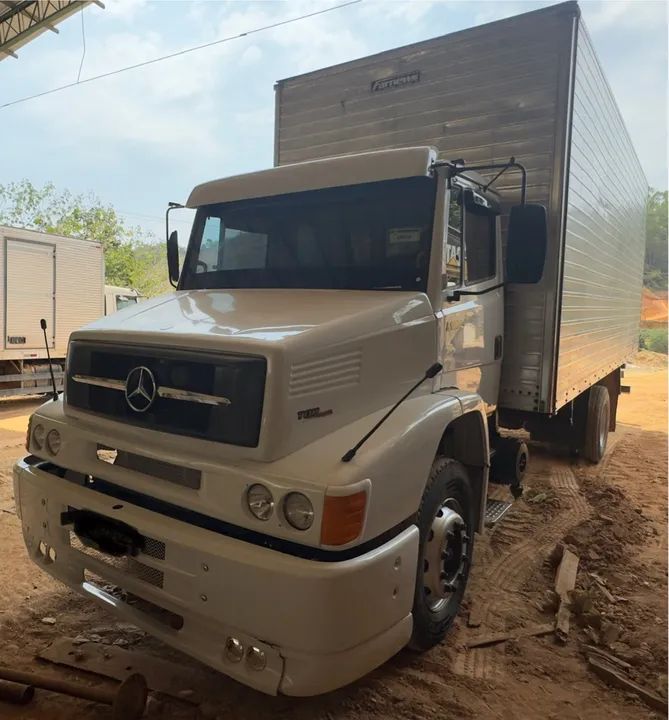 Caminhão 1620 toco baú  - Foto 2