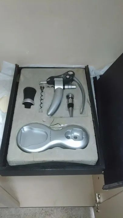 Saca Rolhas de Coluna ou Comum, ainda na caixa, completo, bom estado. - Foto 6