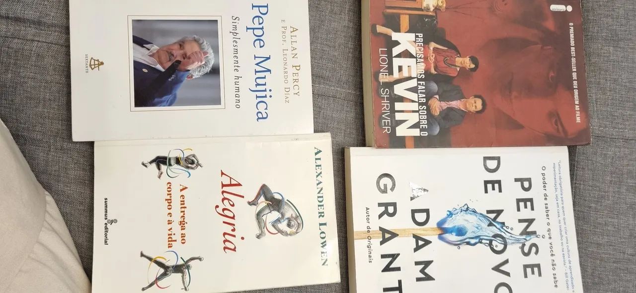 Livros Diversos - 20 reais cada