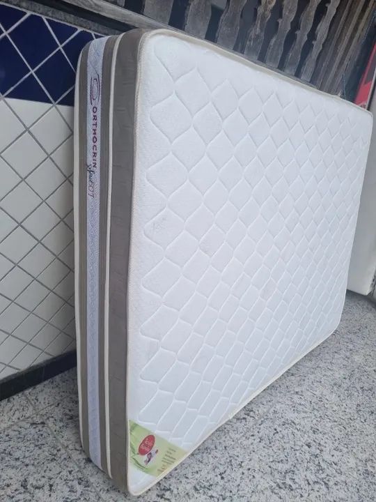 Colchão Queen Orthocrin , sem uso, aceito cartão e entrego grátis