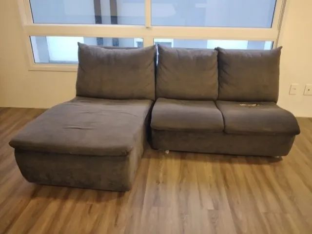 Sofá com chaise long