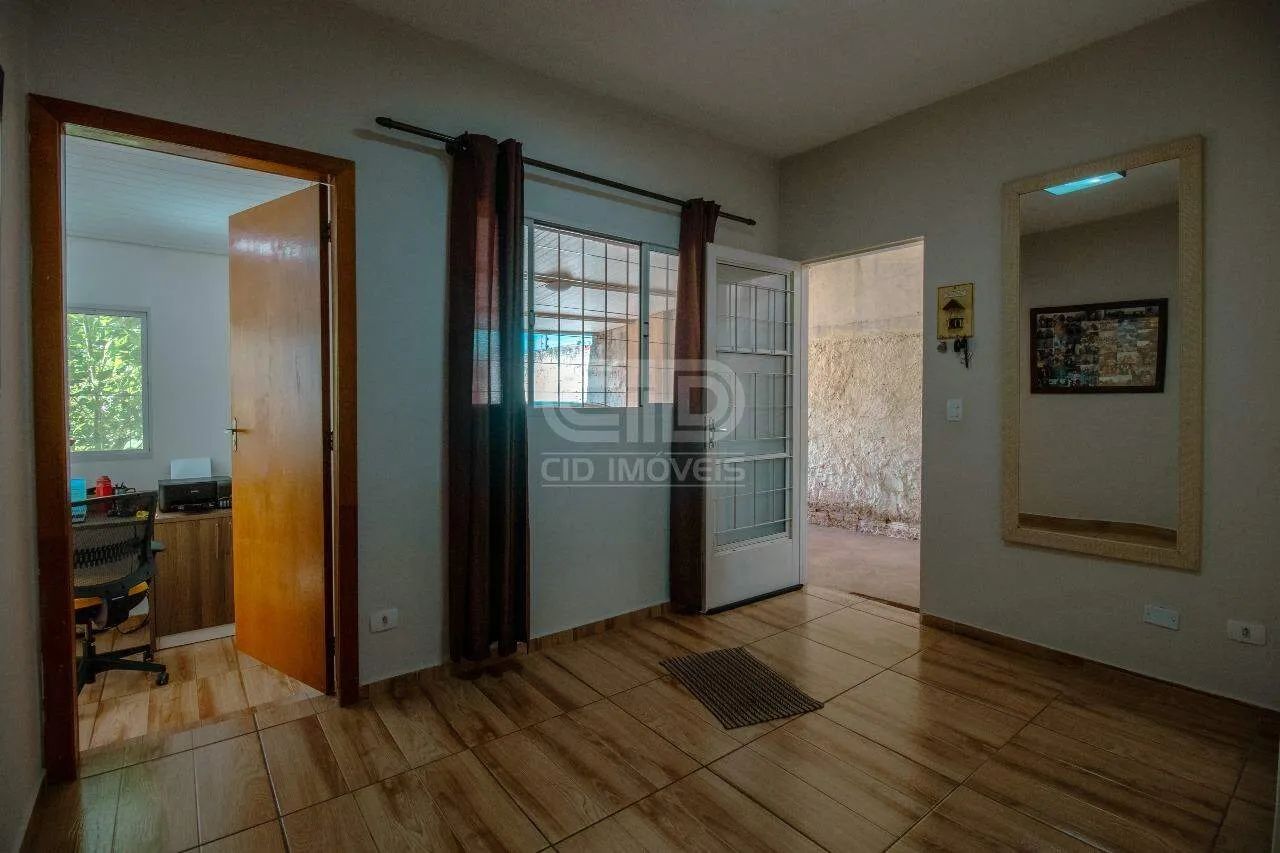 Casa com quatro quartos no bairro Jardim Universitário - Foto 2