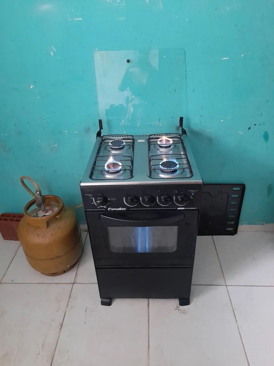 Vende-se fogão Esmaltec 