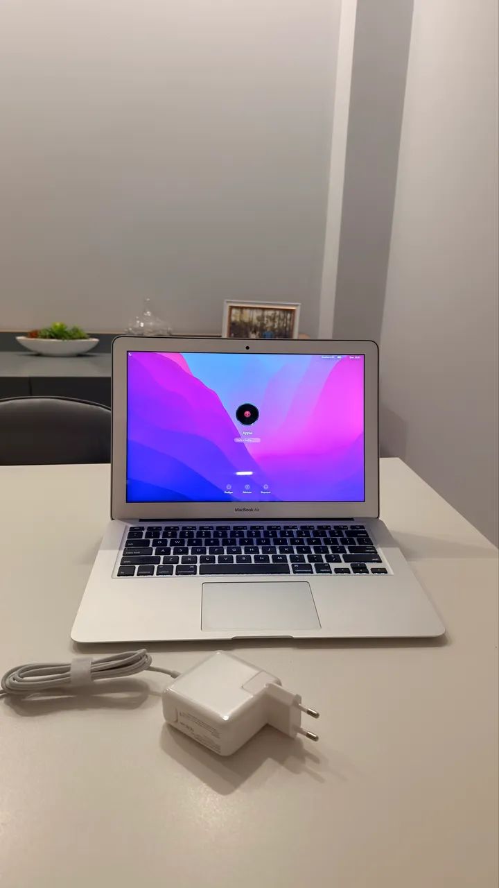 MacBook Air 2017 (i7/8GB/256) - Notebooks - Vila Larsen 1