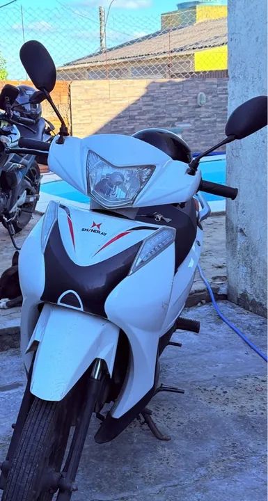 Shineray 125cc Scooter Branca - Ótimo estado