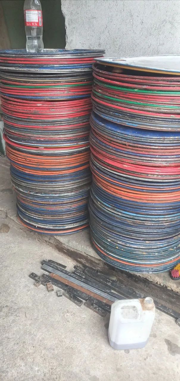 Tampas de ferro 64861278403715123