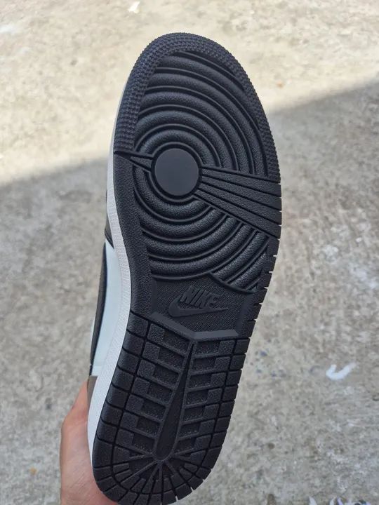 Nike Air Jordan 1 Low - Preto e Branco - Foto 4