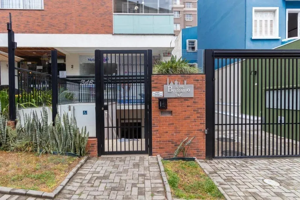 Studio com 1 dormitório para alugar, 27 m² no Centro - Curitiba/PR