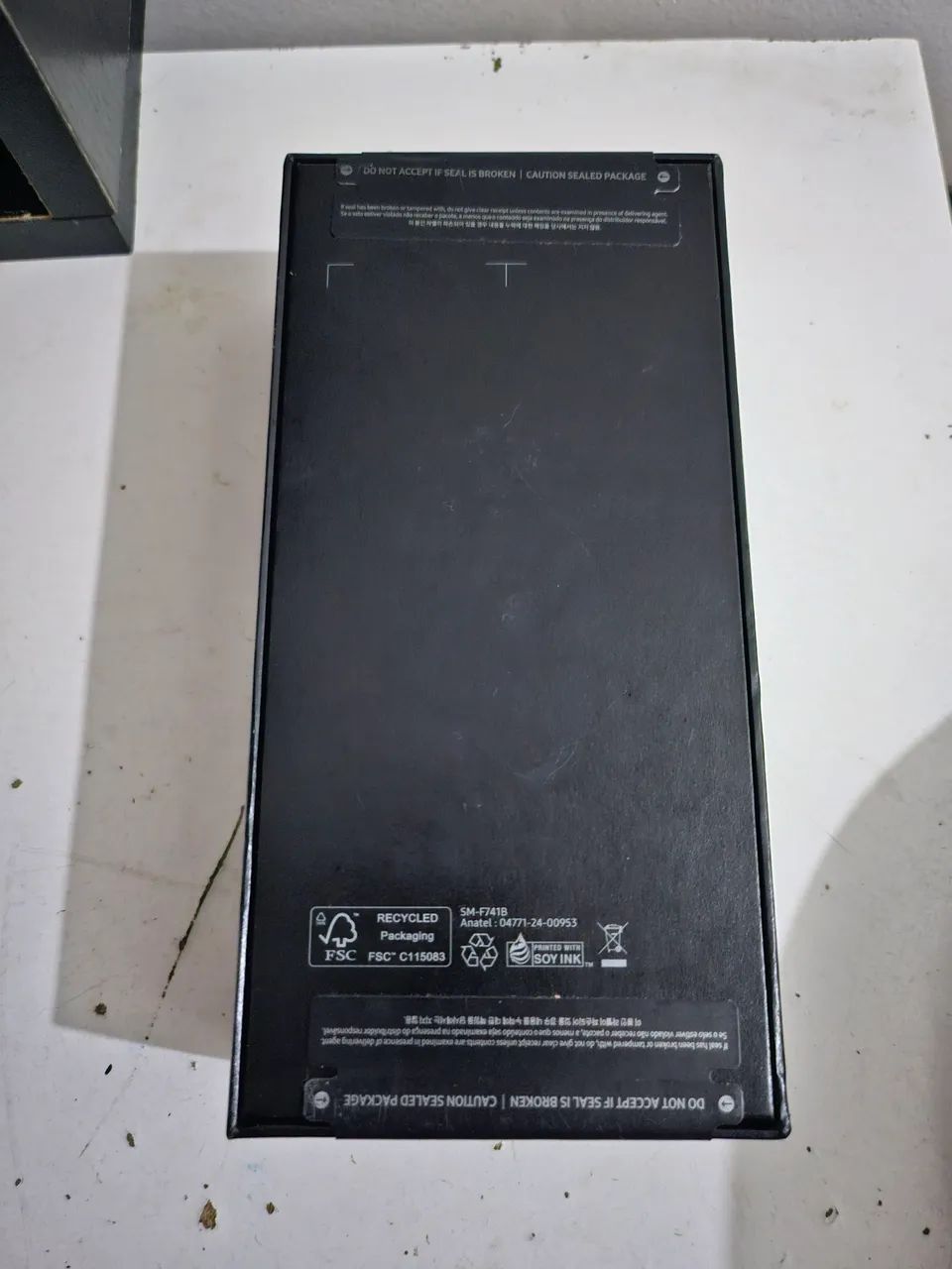 Samsung Galaxy Zflip6 - Novo Lacrado <br> - Foto 4