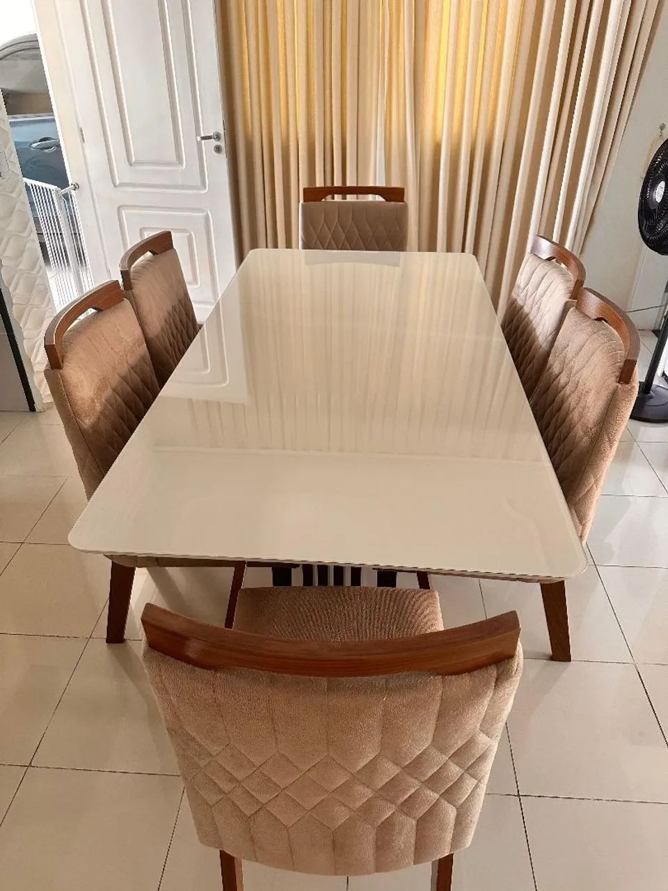 Mesa de Jantar com 6 Cadeiras - Foto 4