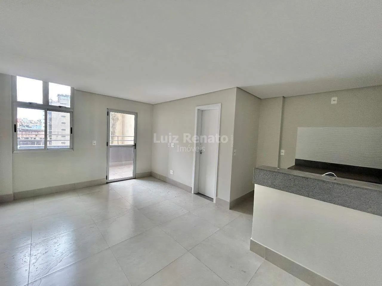 Apartamento 2 quartos, 64,23 m² à venda no Centro.