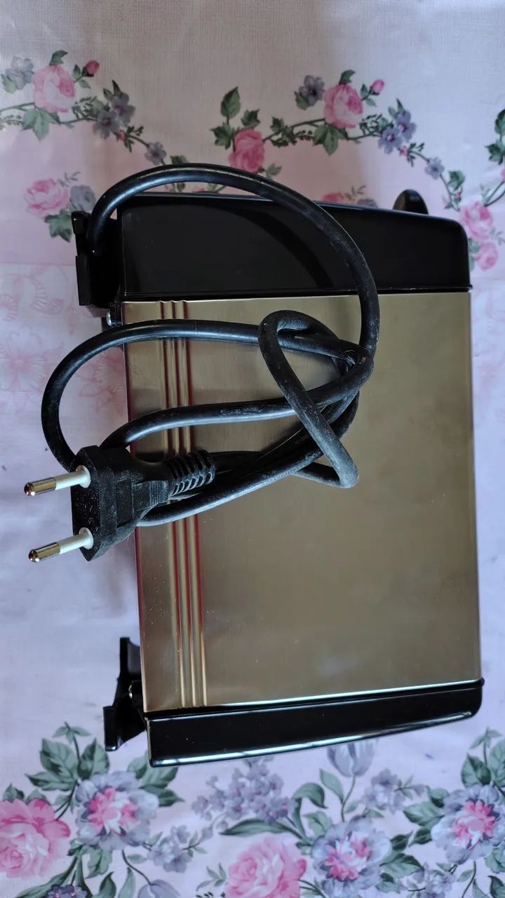 Torradeira ELÉTRICa ETERNY - Compacto e Eficiente - Foto 2