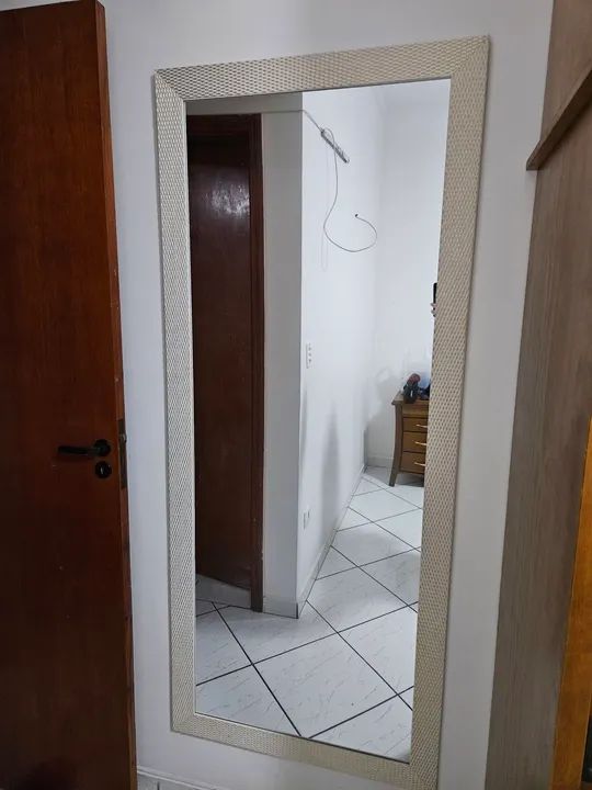 Espelho grande