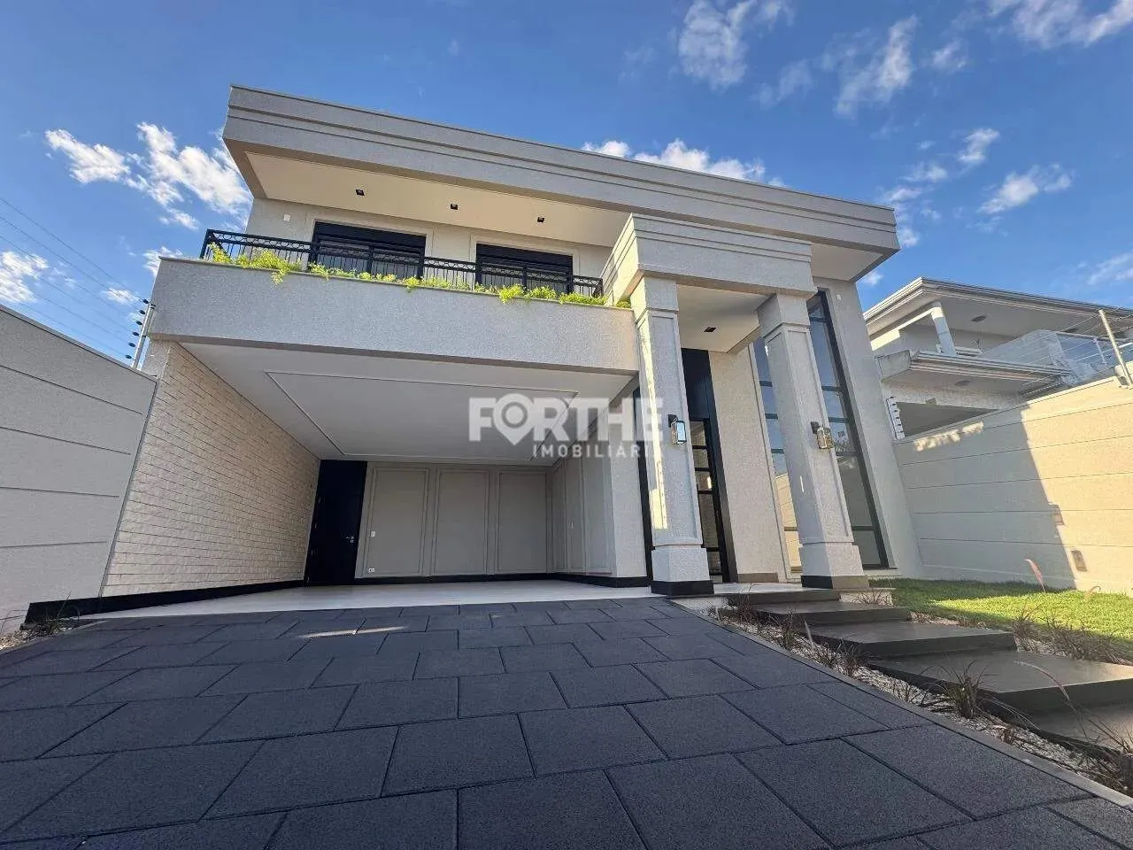 Sobrado à venda, 4 quartos, 4 suítes, 4 vagas, Jardim Nova York - Cascavel/PR