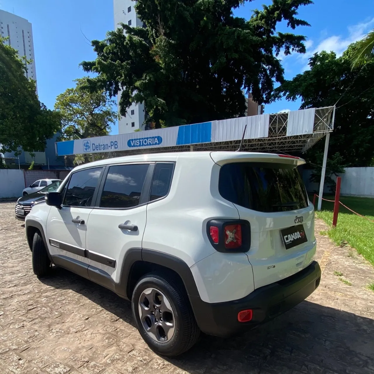 Jeep Renegade 2021 único dono 