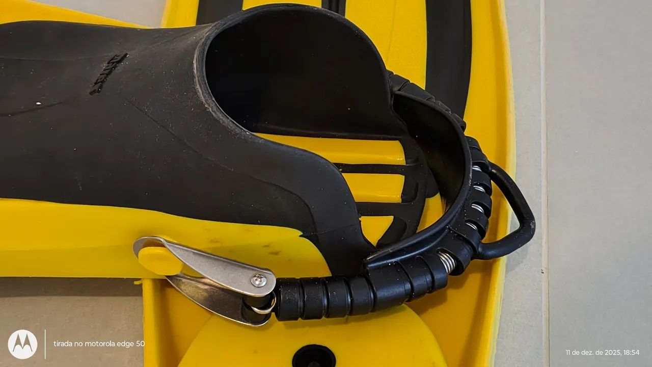 Nadadeira Mares Avanti X3 - tamanho ajustável G-GG - Foto 2