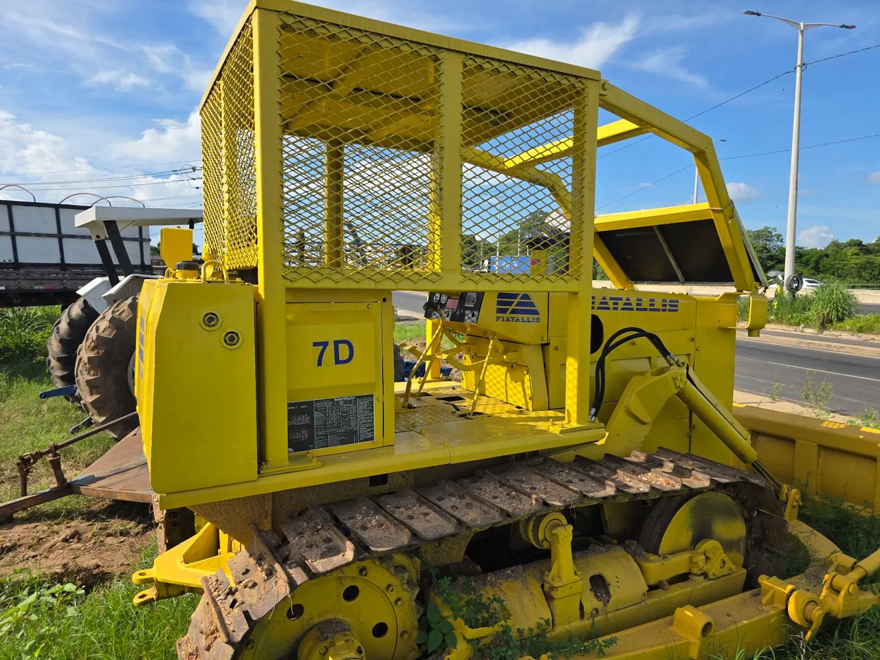 Trator Fiatallis 7D - Usado