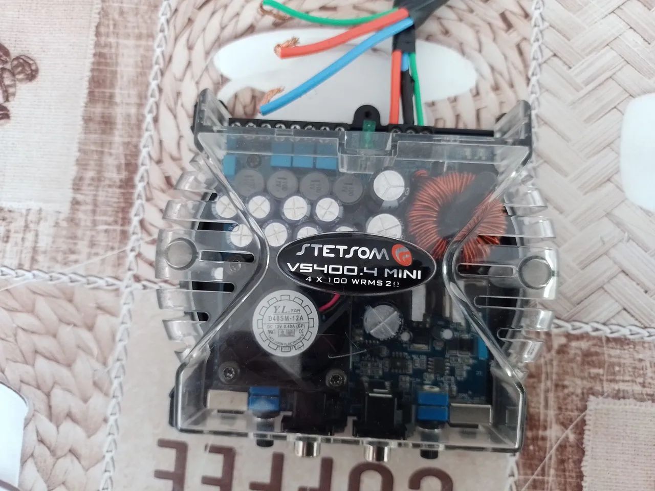 Amplificador Stetsom VS400.4 Mini 4x100W RMS 2 Ohms