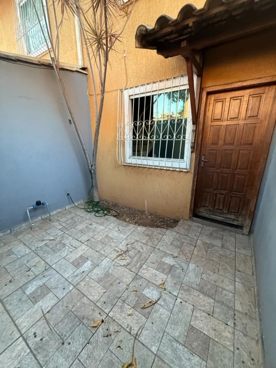 Casa Geminada em Venda Nova