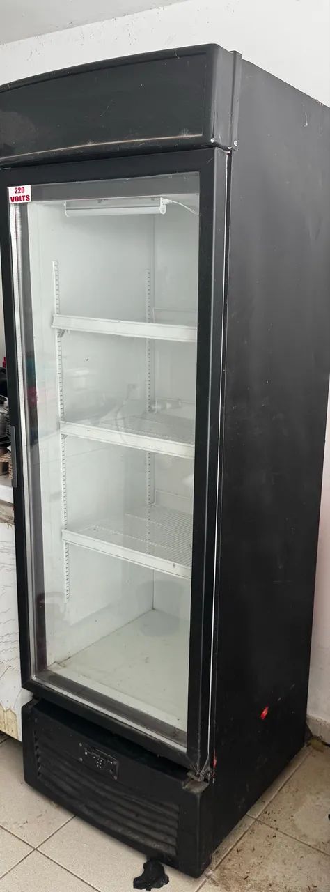 Geladeira expositora 