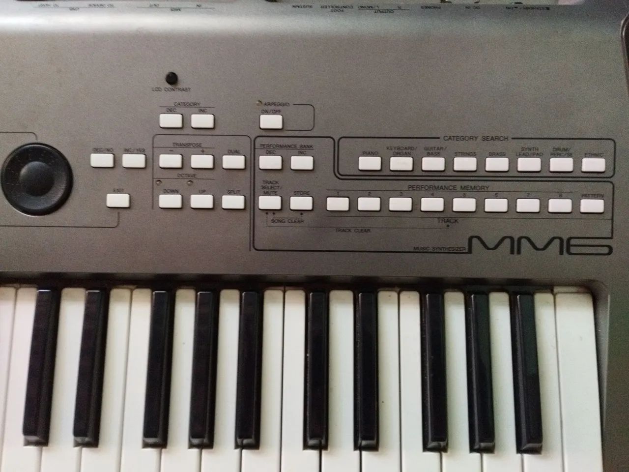 Teclado Yamaha MM6 - Foto 2