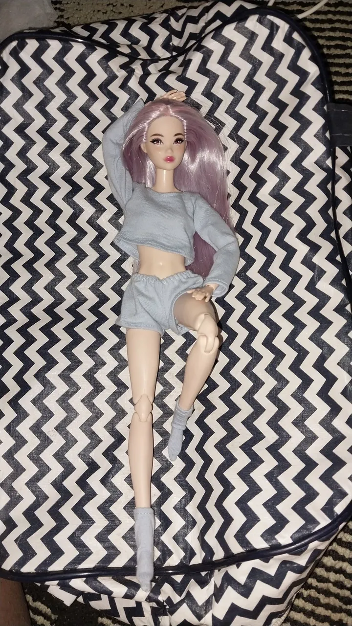 Lotinho de roupa para barbie