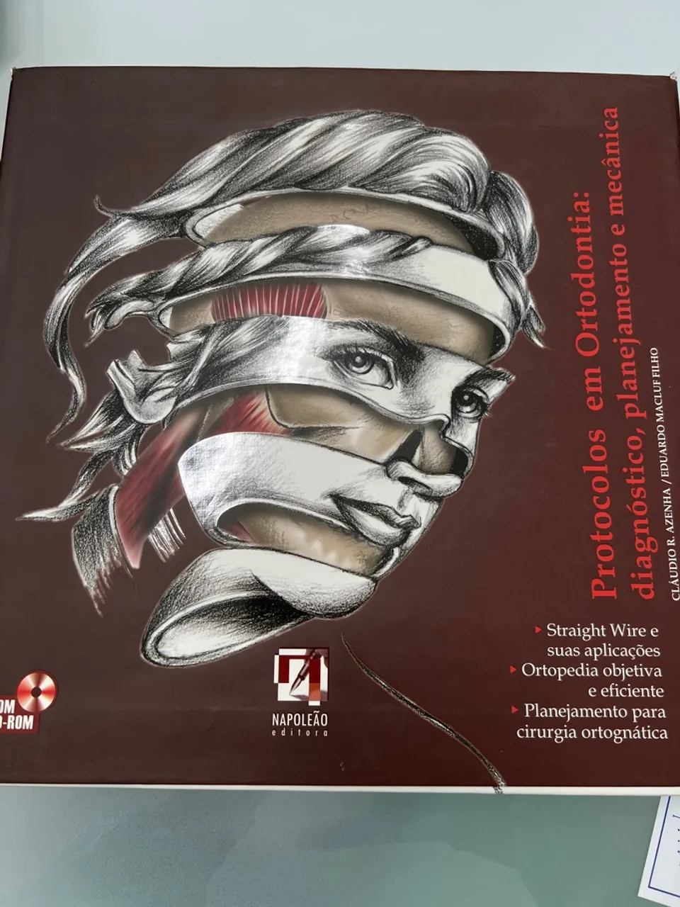 Livro Protocolos em Ortodontia: Diagnóstico, Planejamento e Mecânica