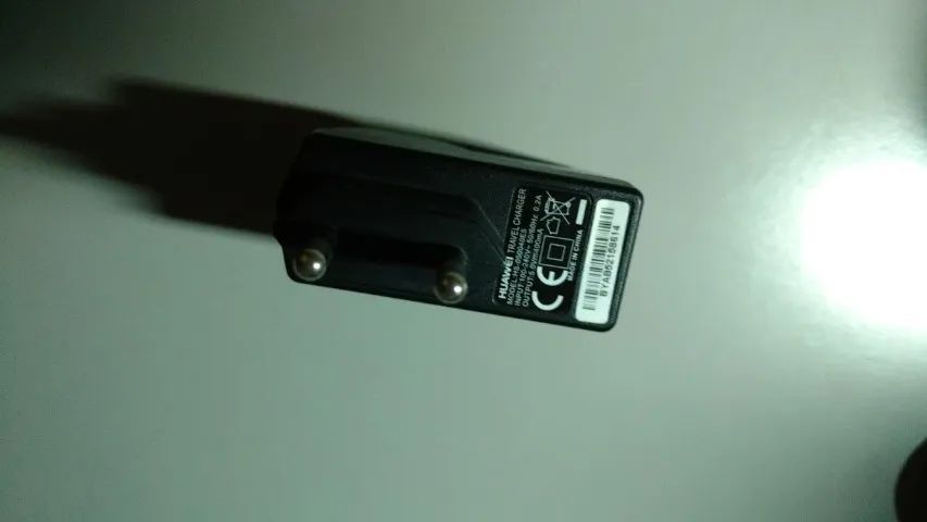 Fonte Usb Huawei Hs-050040e5 5v 400ma Com Cabo - Foto 4