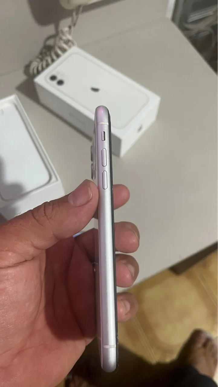 iPhone 11