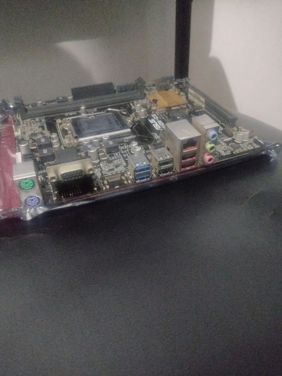 Placa-mãe ASUS H110M-CS Soquete LGA 1151 DDR4 - Foto 3