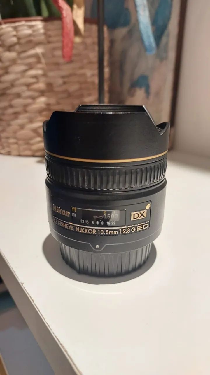 Lente Nikon AF FISHEYE 10.5 MM