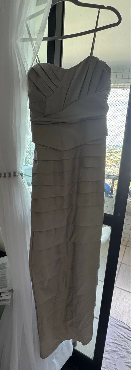 Vestido de festa semi novo 