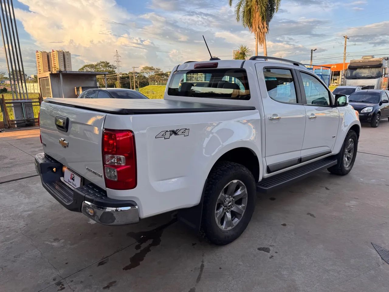 S10 LTZ CD 2.8 DIESEL 4x4 AUT 2023 - Foto 4
