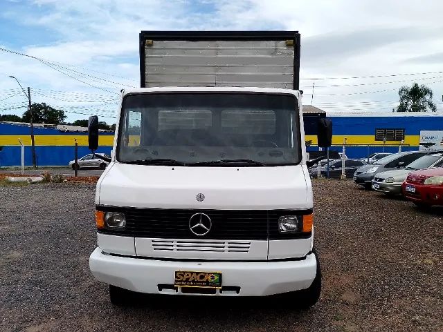MB 709 bau 4,18 x 2,30 altura ( por fora) super conservado , em excelente estado, 1991     - Foto 2