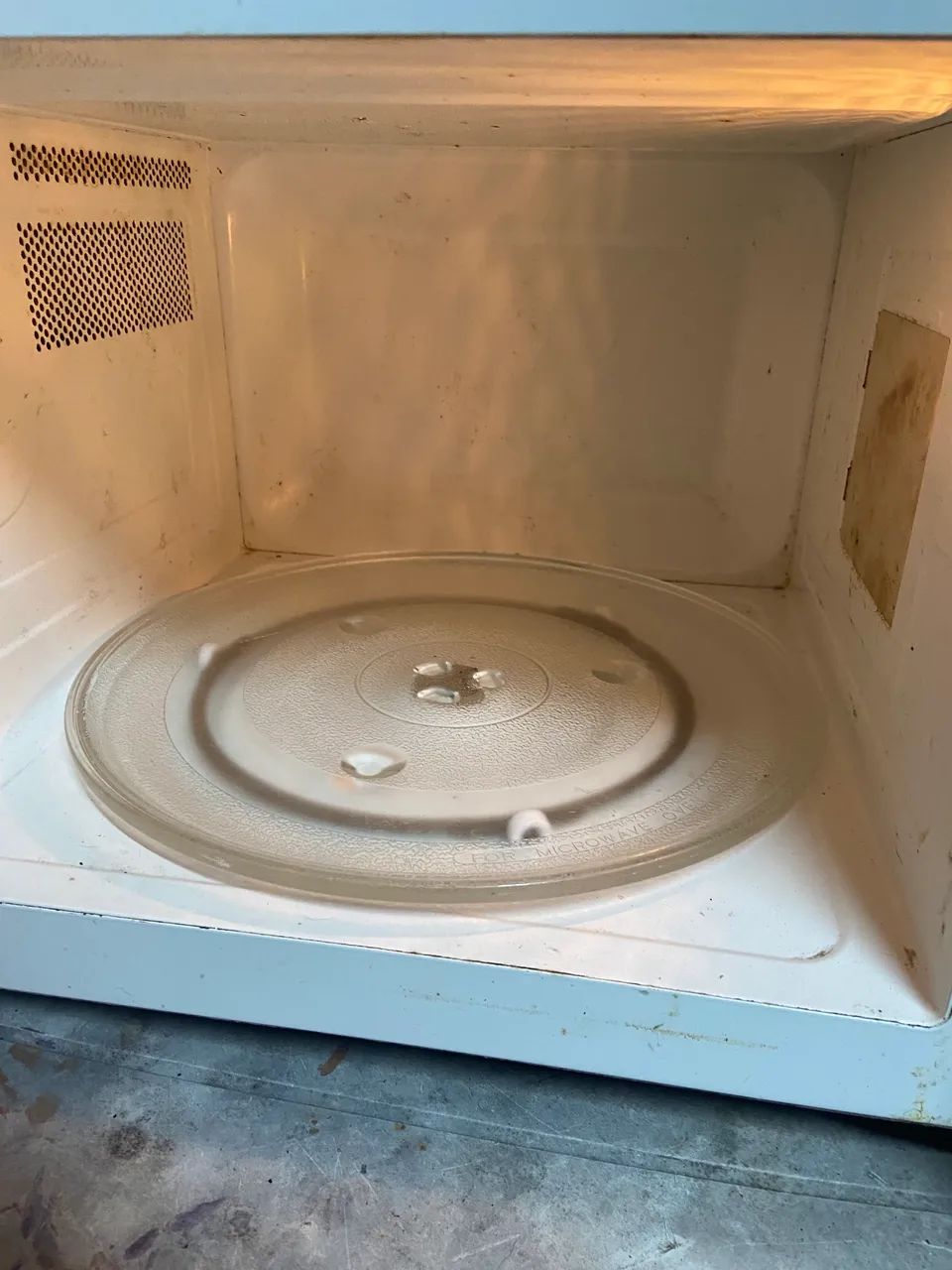 Microondas Eletrolux quebrado - Foto 3