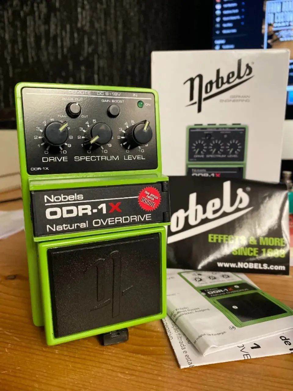 ギター Nobels ODR-1 Nobels Pedal Overdrive Natural ODR-1 (bc) : Amazon.com.br