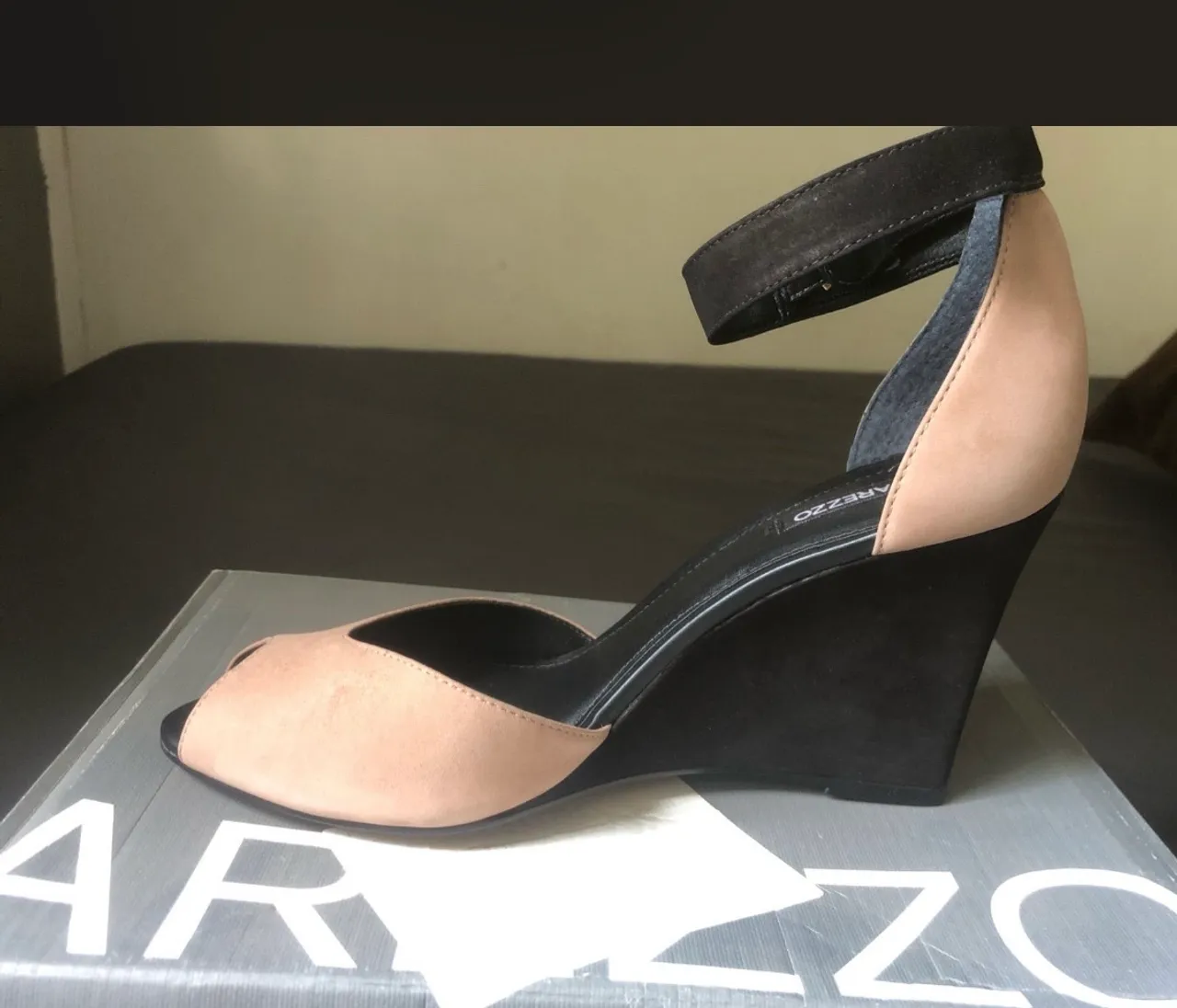 Sandália Arezzo Salto Anabela