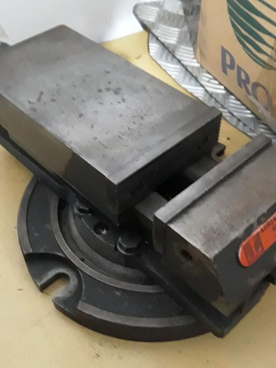 MORSA DE PRECISÃO  C/BASE GIR.