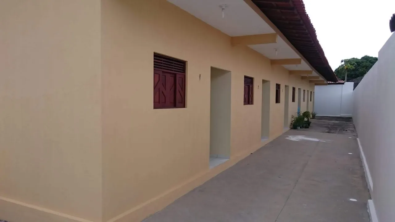 Alugo Apartamento de 1/4 Com Garagem em Ponta Negra