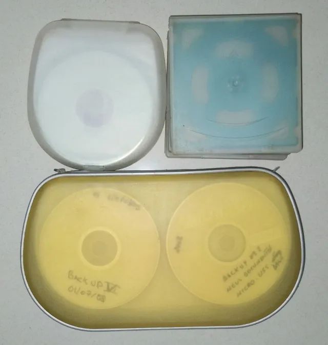 Capas e Estojos para CDs e DVDs Antigos - Foto 3
