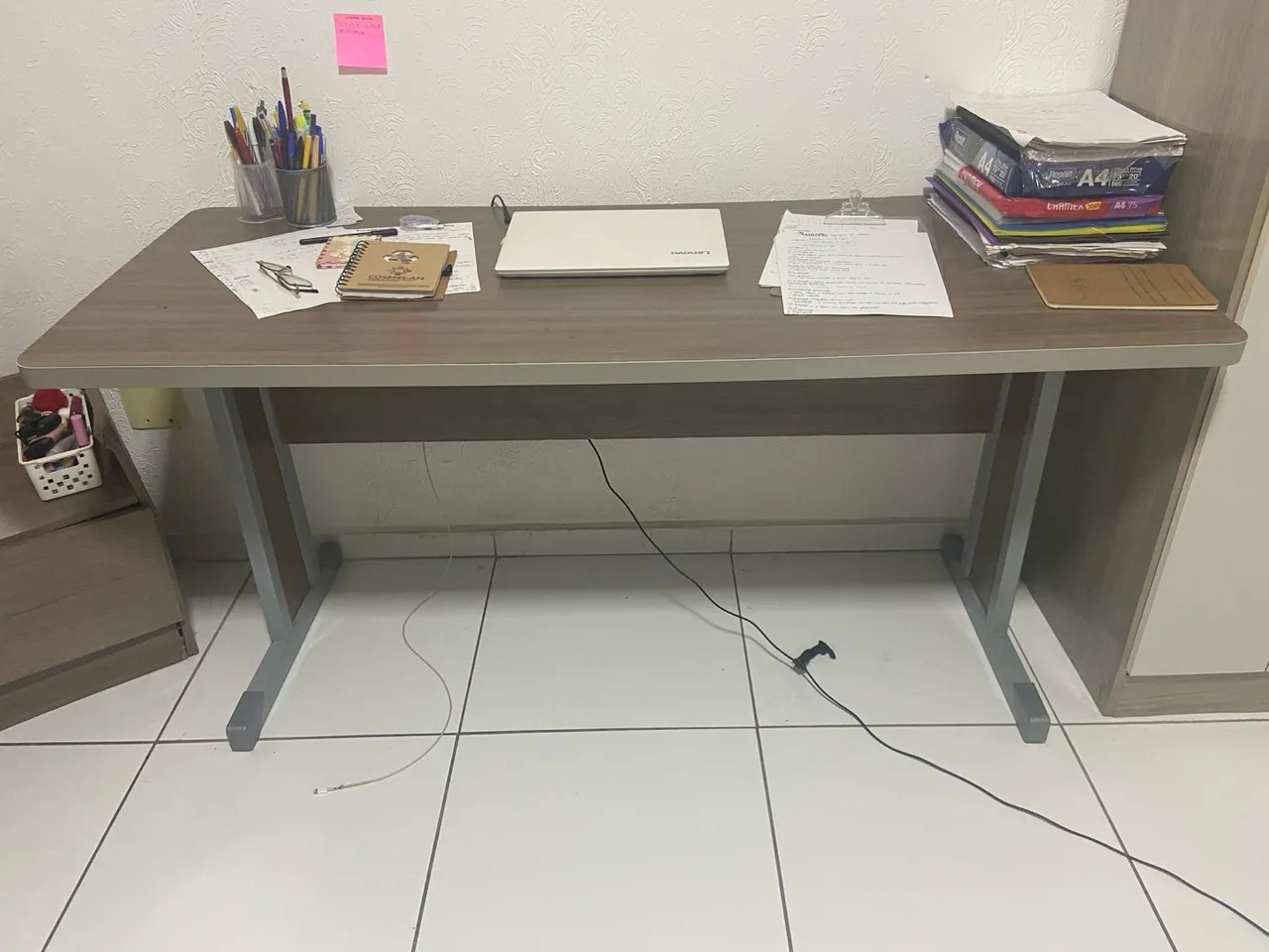 Mesa de Escritório Amadeirada
