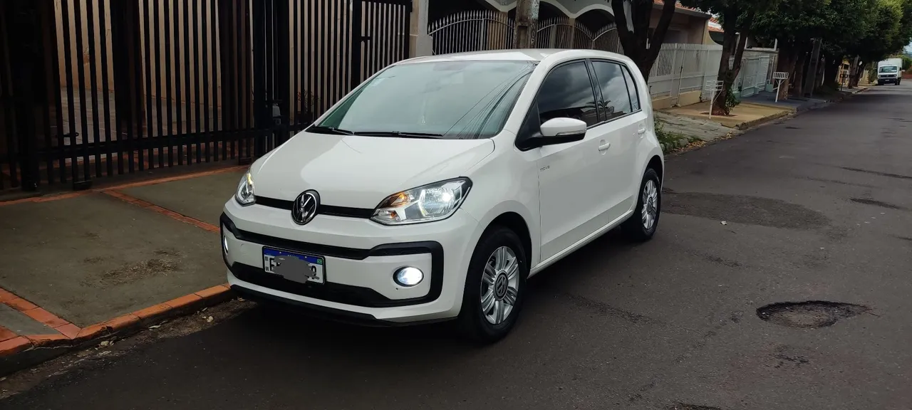 VENDE-SE VOLKSWAGEN UP! 2019
