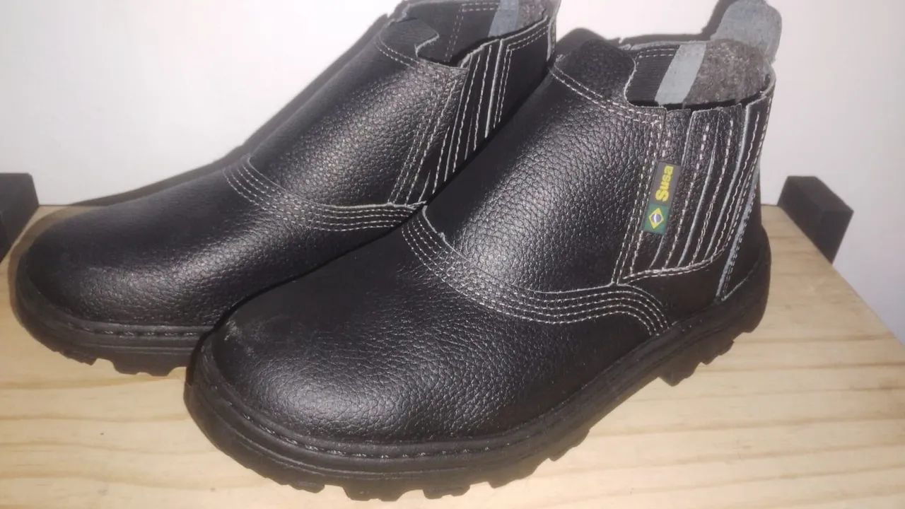 Bota com proteção EPI - Foto 2