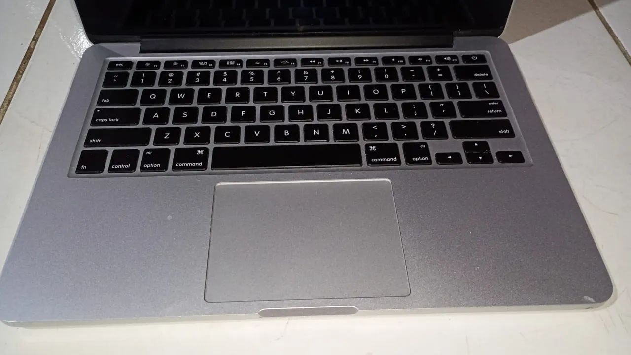 MacBook 2015 pro i5 8gb RAM 256gb HD leia - Notebooks - Jardim das