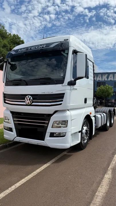 VOLKSWAGEN METEOR 29.520 - 2023  APENAS 119 mkm 