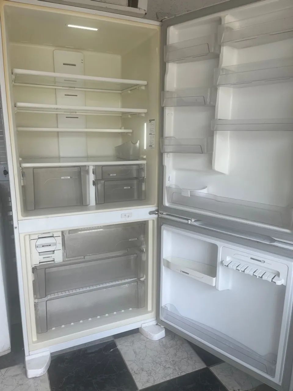 Geladeira Inverse Brastemp Frost Free Duplex -573 litros - Foto 5