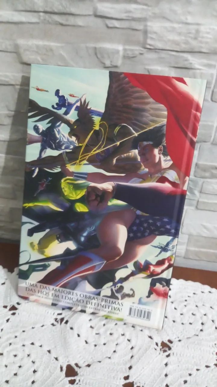 HQ Reino do Amanhã - Edição Definitiva (Capa Dura, Mark Waid e Alex Ross) - Foto 2