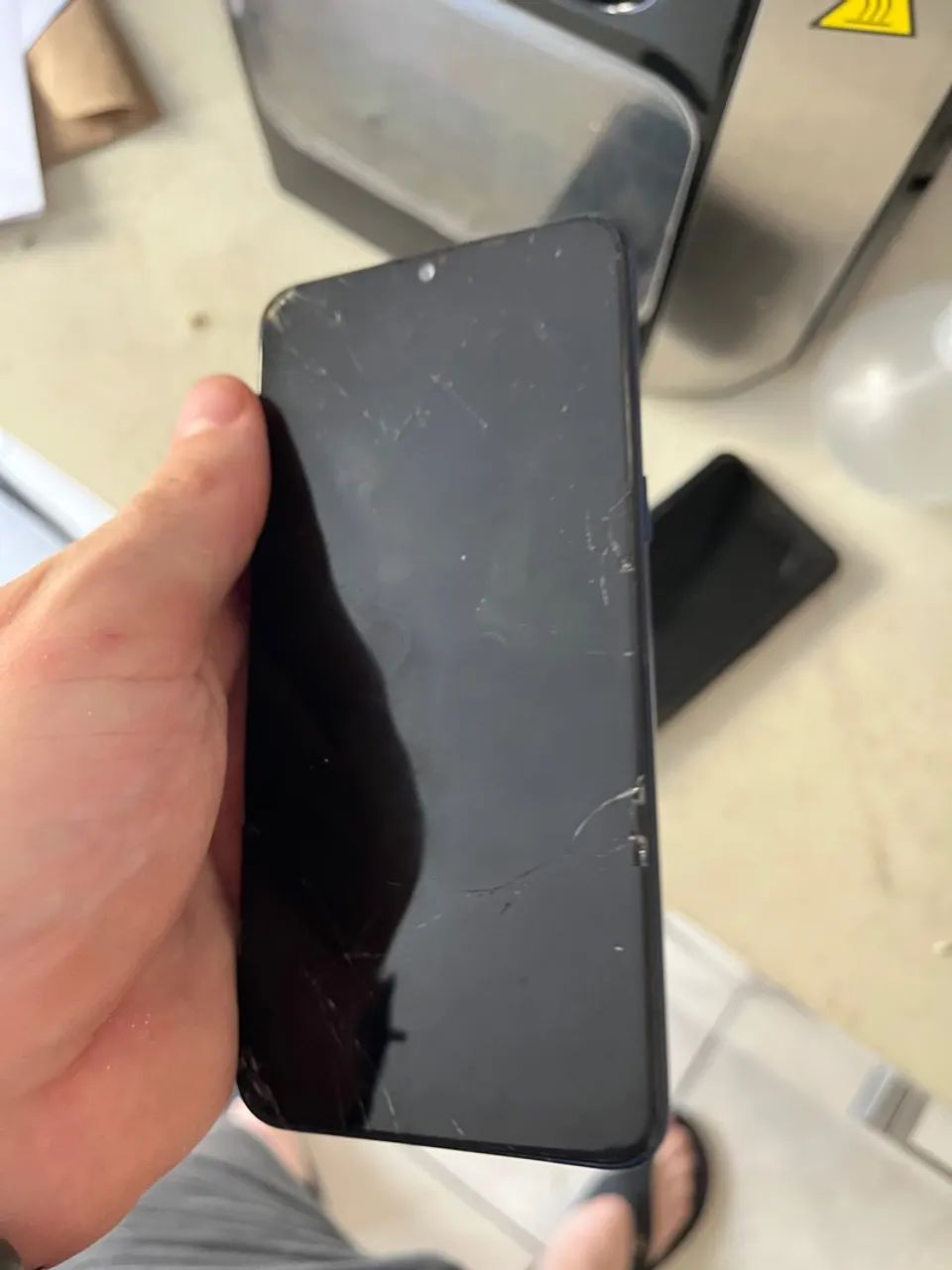 Vendo celulares para peças ( celulares funcionando)