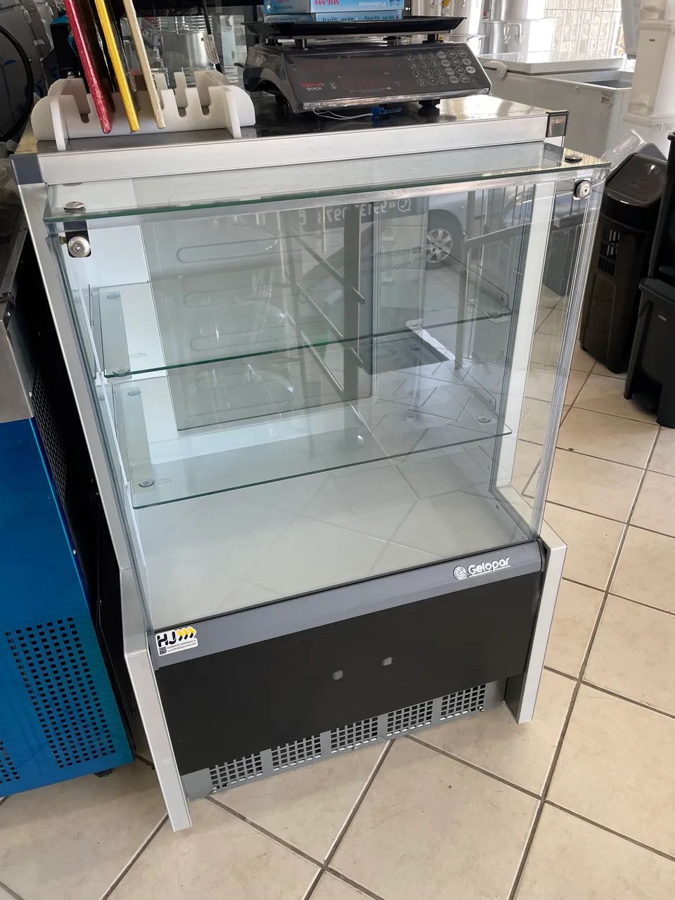 MB Vitrine neutra 75cm Gelopar 